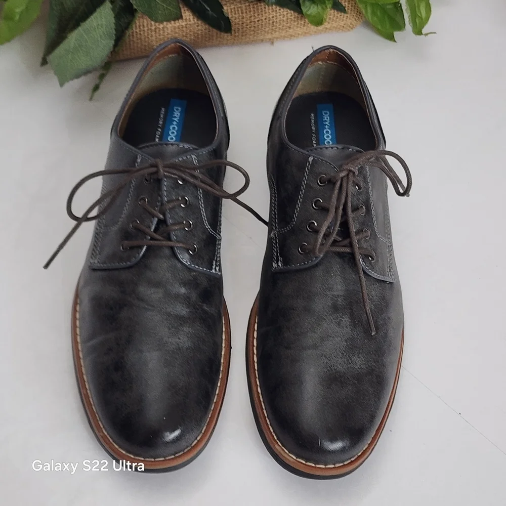 Dry Goods Men’s Brown Leather Lace-Up Dress Shoes